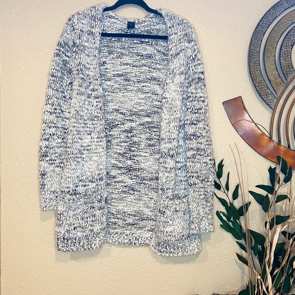 Madison Lilly Cardigan Grey and White size S - Picture 1 of 6